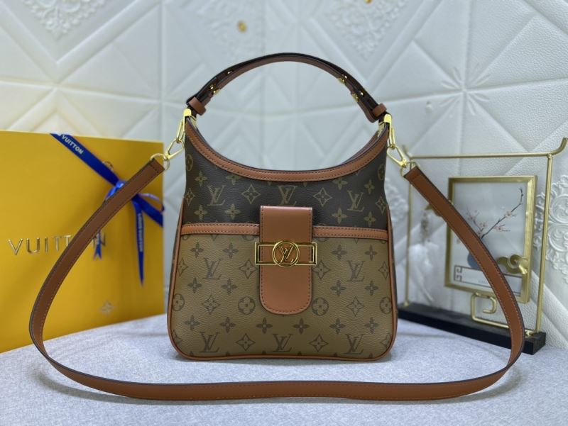 Louis Vuitton Hobo Bags